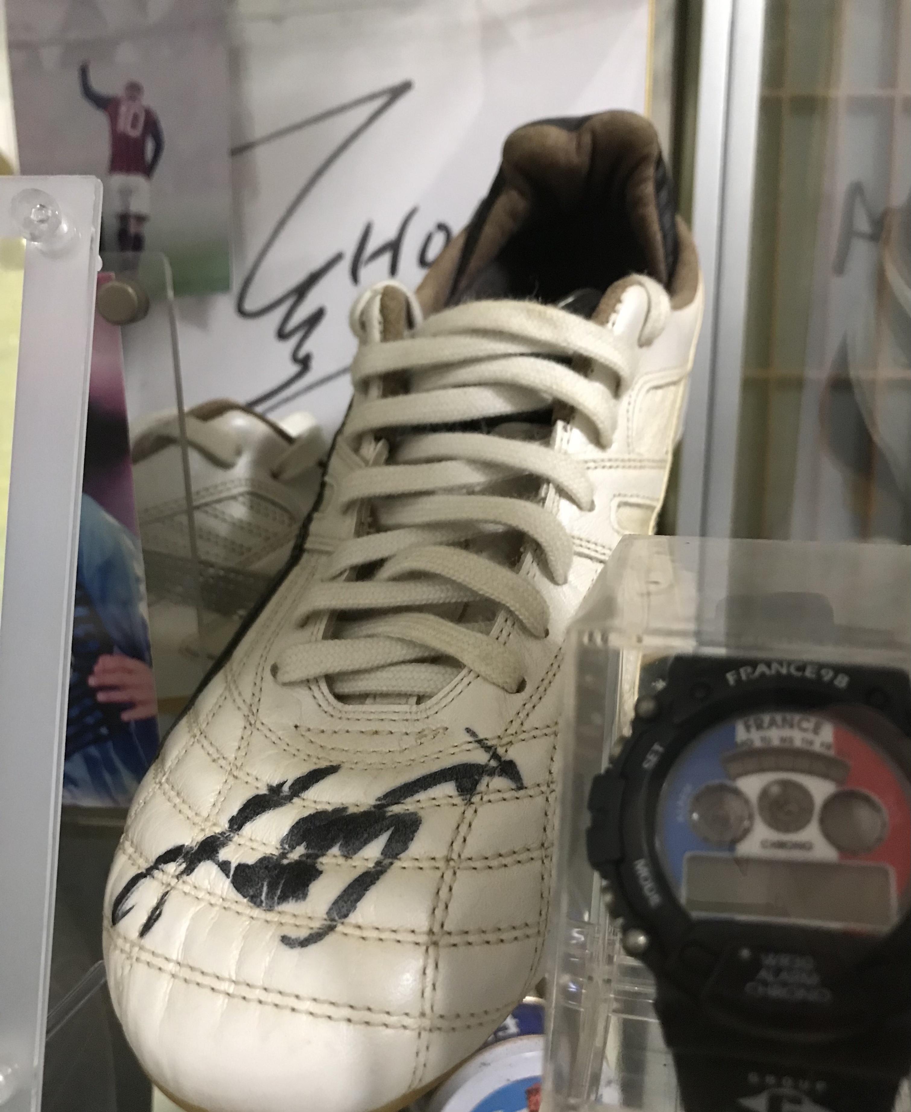 アルファ　店長