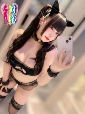 あずき★ロリカワ爆乳美女♥プロフィール写真