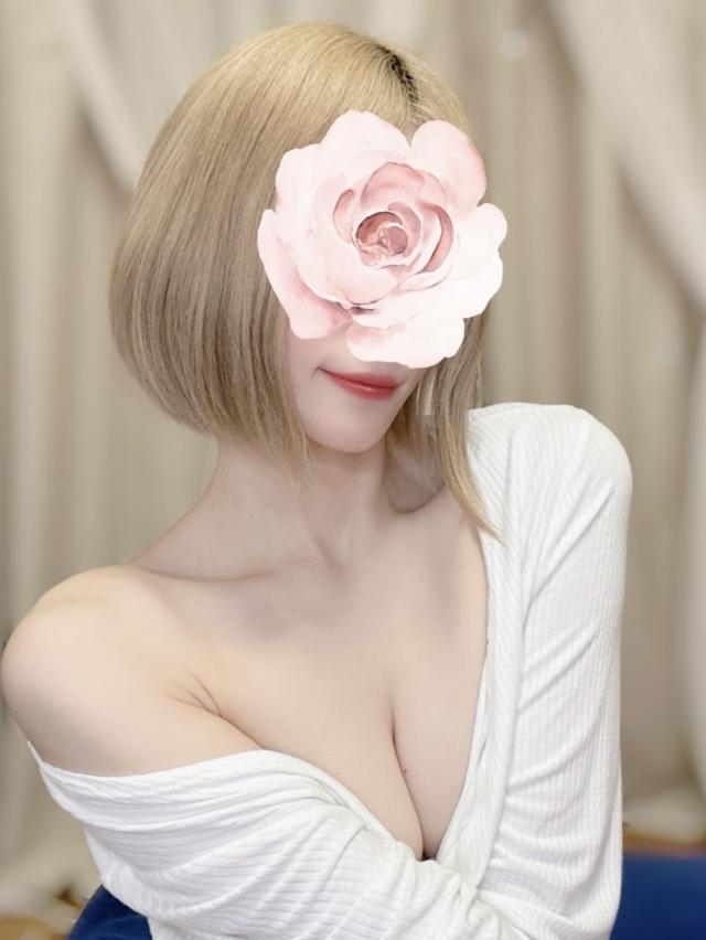 竜宮城那覇 明日香るみ