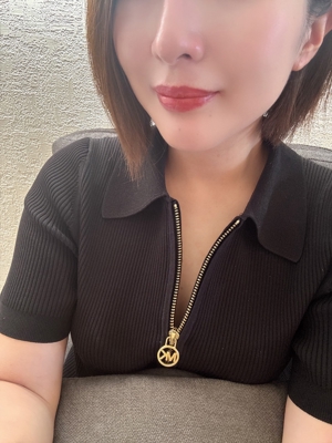 しゅり【上品知的、美人ボブ女子】プロフィール写真