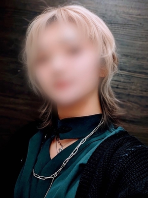 紫翠テル【ニューハーフ】プロフィール写真