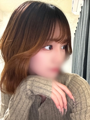 あいみ【驚異の新人現役18歳】プロフィール写真