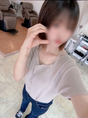 にこる【スタイル抜群清楚系彼女】プロフィール写真