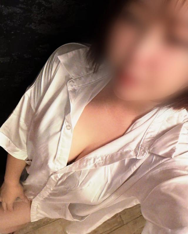 愛～新人美熟女14日初出プロフィール写真