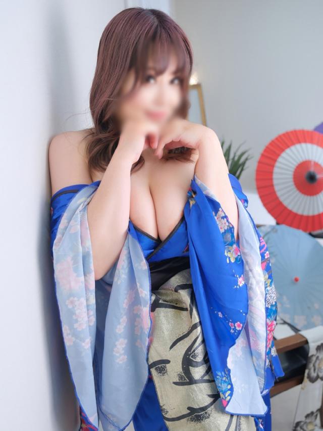 井上あやめプロフィール写真