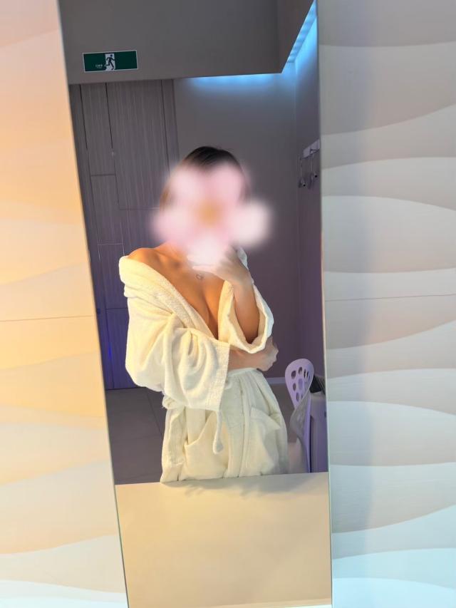 になプロフィール写真