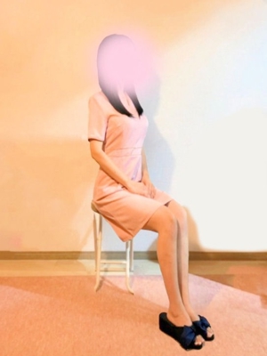 神坂ひなプロフィール写真