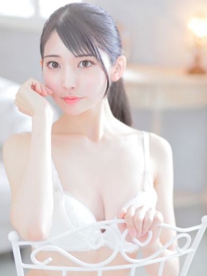 朝比奈 めいプロフィール写真