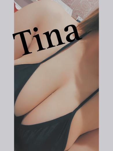 ティナプロフィール写真
