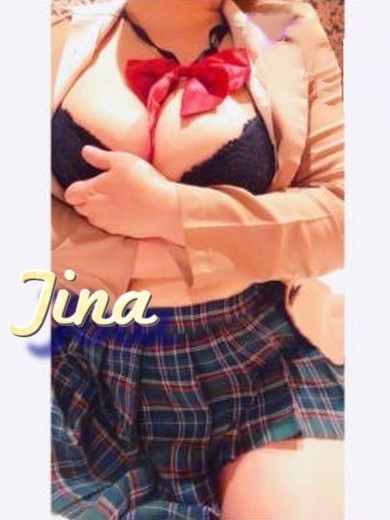 ティナプロフィール写真