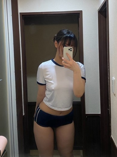 美尻なシィナプロフィール写真