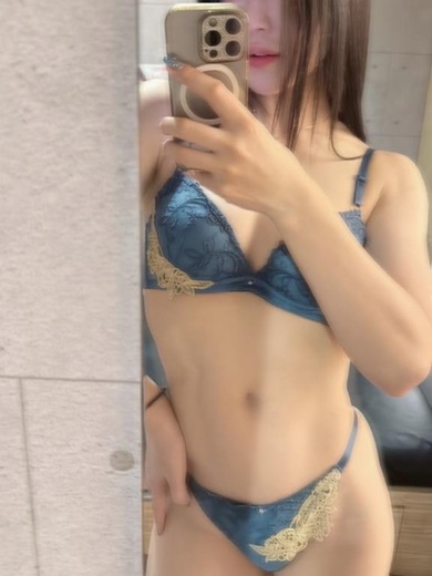 新人るい『モデル系　美人』プロフィール写真